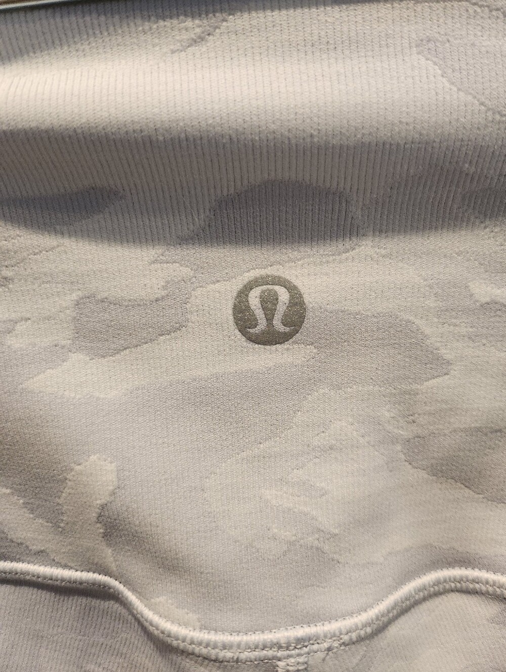 Lululemon leggings size 2 - Picture 4 of 5